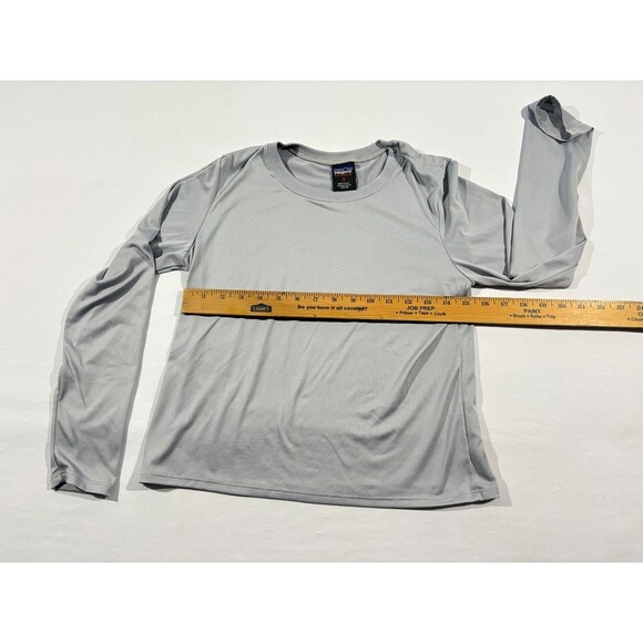 Patagonia Shirt Womens Gray CAPILENE Crew Lightweight Poly Stretch Sz S USA - Picture 4 of 10